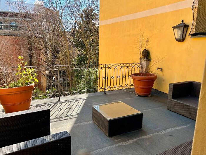 Appartamento monolocale in affitto in Via Maddalena, Missori, Milano