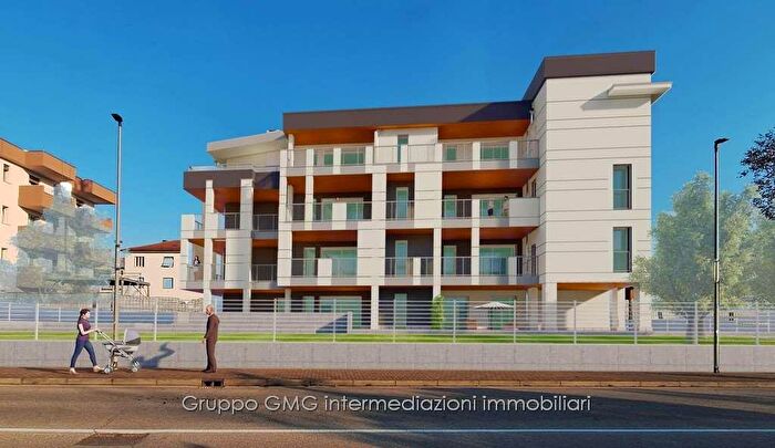 Appartamento quadrilocale in vendita in Via S Ambrogio, Vignate