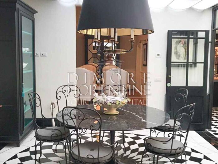 Appartamento con 6 locali in affitto in Via dei Bardi, San Niccolò, Firenze