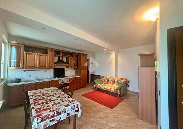 Appartamento trilocale in vendita in Via Minolfa, Pian Camuno