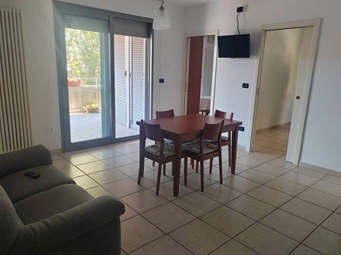 Appartamento trilocale in affitto in Via Luigi Anelli, San Silvestro Spiaggia, Pescara