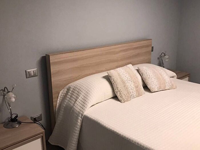 Appartamento trilocale in affitto in Viale Duca degli Abruzzi, Villaggio Ferrari Duca degli Abruzzi, Brescia