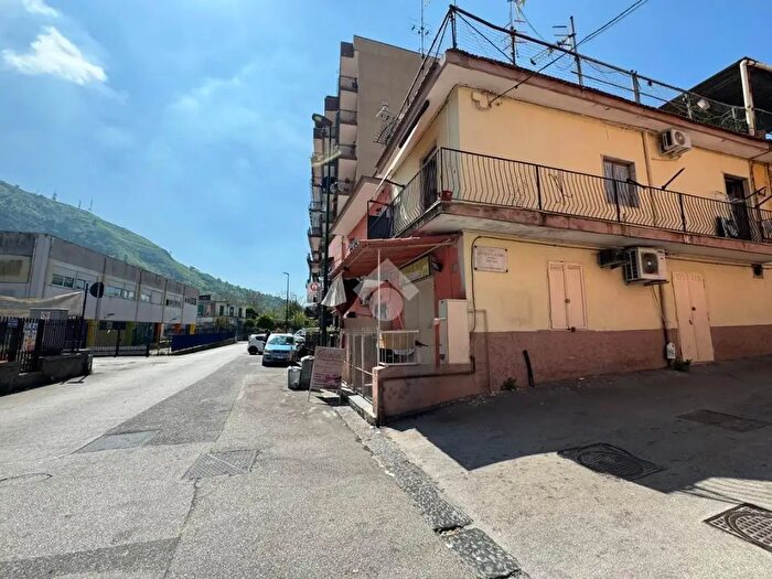 Appartamento monolocale in vendita in Via Comunale Napoli, Napoli