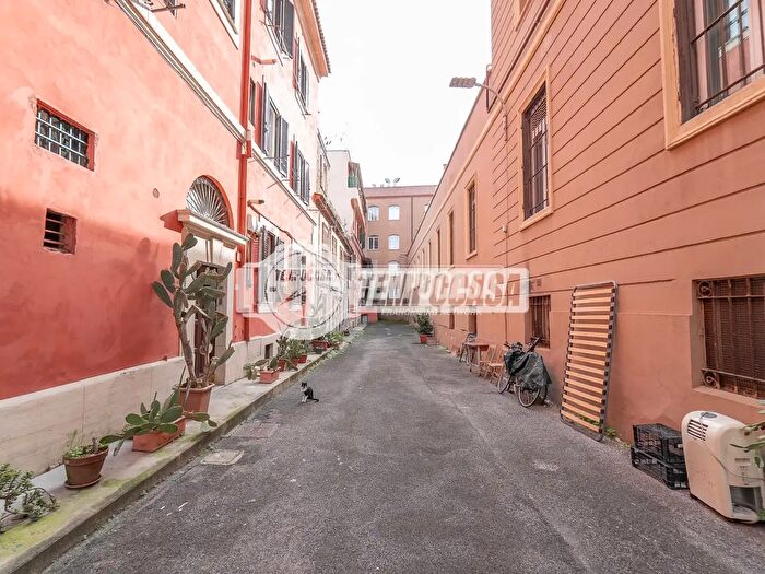 Appartamento in vendita in Roma