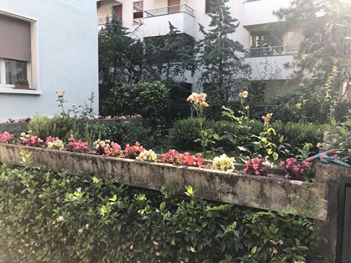 Casa quadrilocale in affitto in Via Linati, Centro Storico, Parma