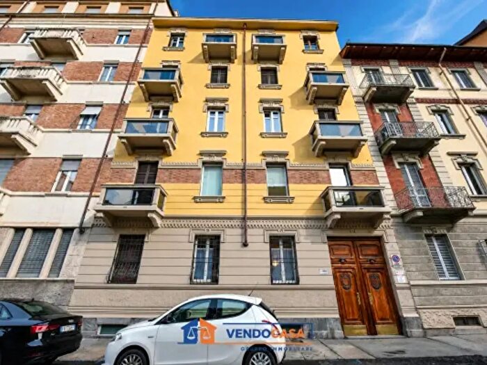 Appartamento quadrilocale in vendita in Via Gian Domenico Cassini, Torino