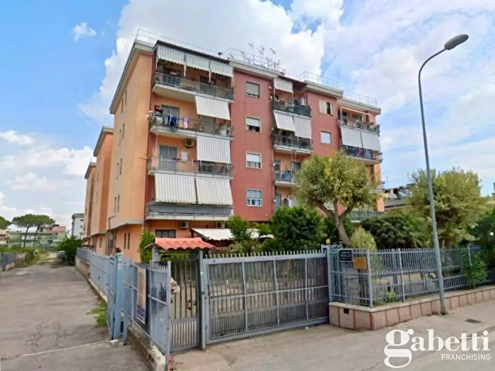 Appartamento trilocale in vendita in Via Passariello, Pomigliano D'Arco