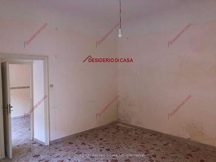 Appartamento trilocale in vendita in Via Gregorio Ugdulena Termini Imerese Pa Italia, Termini Imerese