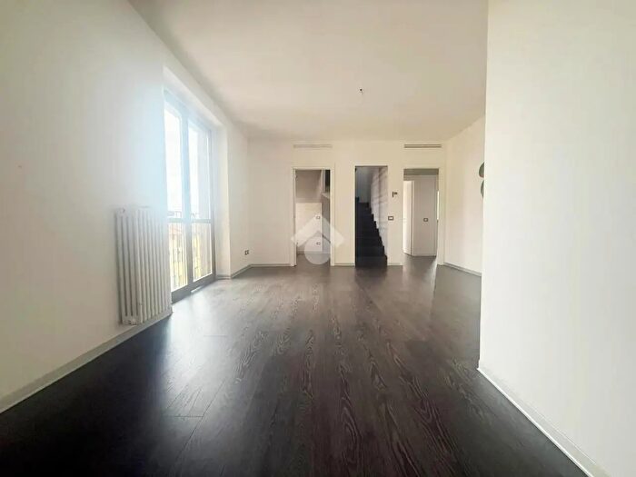Appartamento trilocale in vendita in Via Cristoforo Colombo, Fenegro'