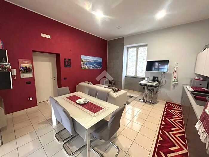 Appartamento trilocale in vendita in Via Vittorio Veneto, Torre Annunziata