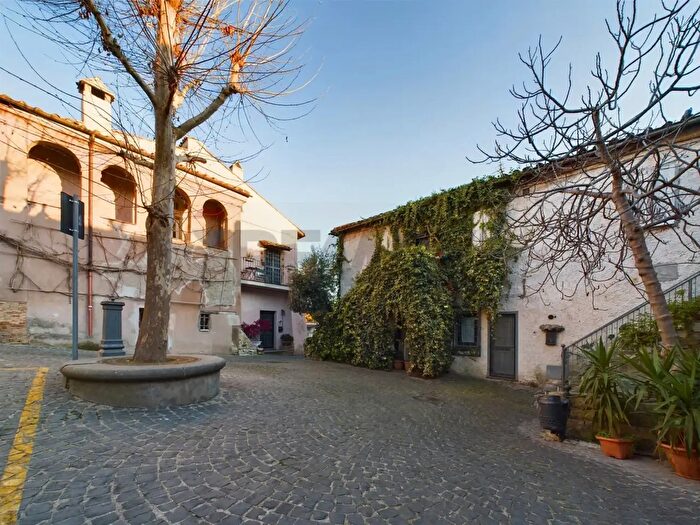 Appartamento quadrilocale in vendita in Formello
