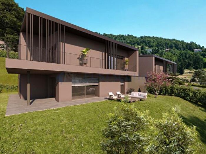 Appartamento quadrilocale in vendita in Via Libertà, Ponteranica