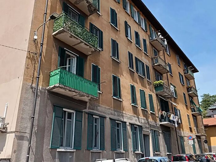 Appartamento trilocale in vendita in Varese