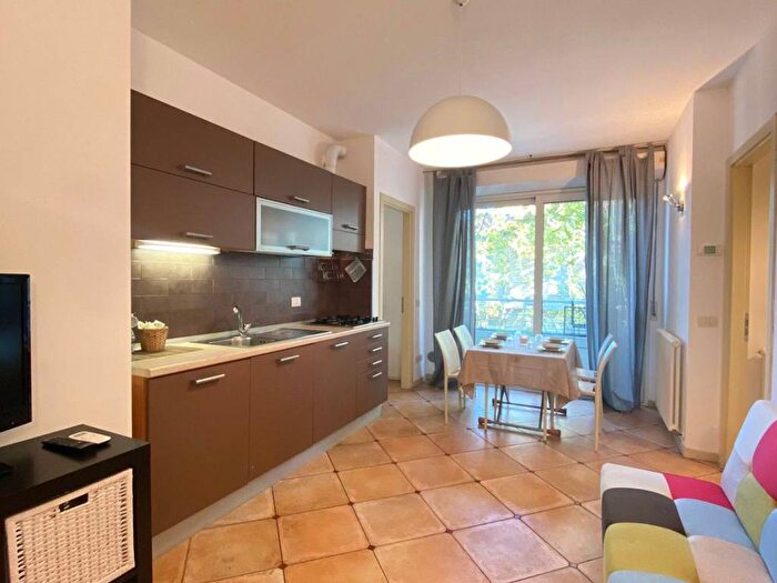 Appartamento trilocale in affitto in Viale Tito Speri, Abissinia, Riccione