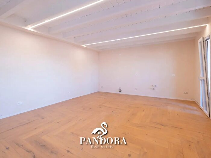 Appartamento in vendita in Via G Oberdan, Lonate Pozzolo