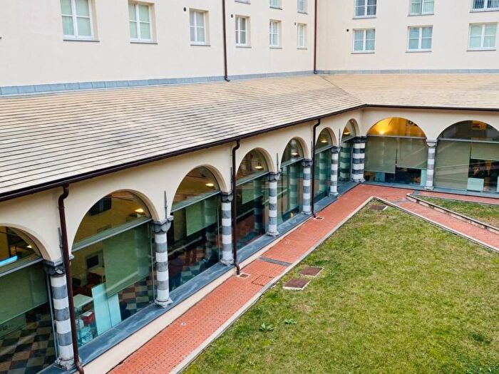 Appartamento bilocale in affitto in Via San Bartolomeo degli Armeni, Manin, Genova