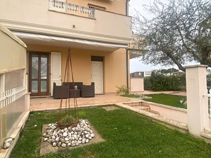 Appartamento con 5 locali in vendita in Cervia