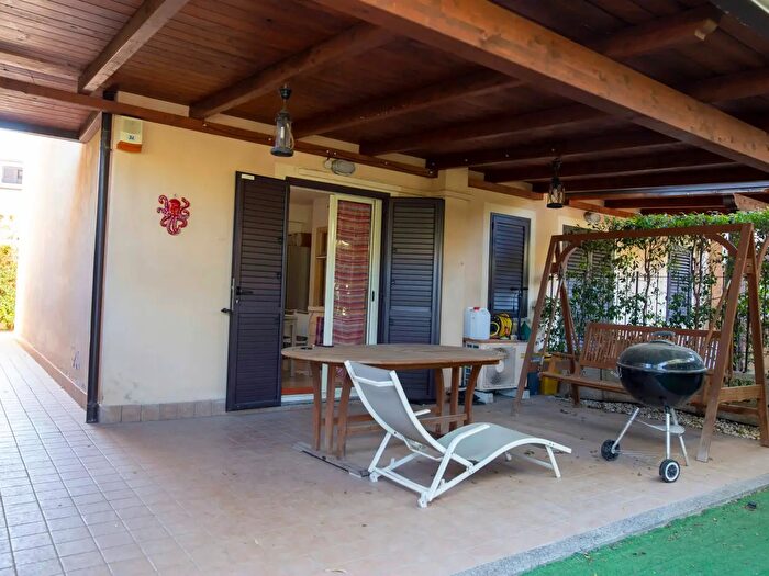 Appartamento trilocale in vendita in Via delle Bianche Ville Snc, Montauro