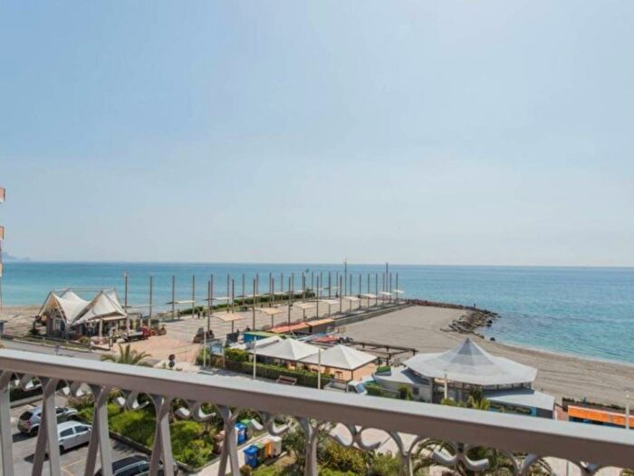 Appartamento bilocale in affitto in Lungomare Matteotti, Borghetto Santo Spirito