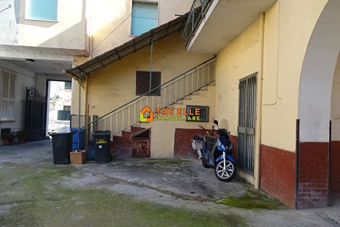 Casa con 5 locali in vendita in Via Stefano Piro Marigliano Na, Marigliano