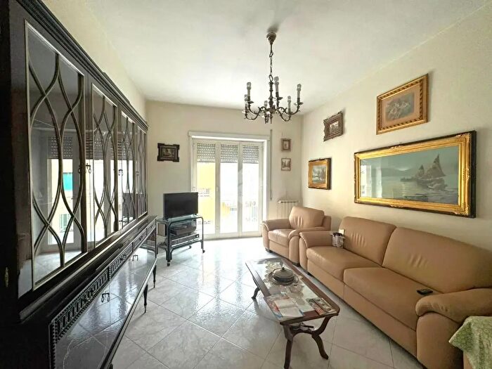 Appartamento bilocale in affitto in Piazza Gaetano Poli, Portici