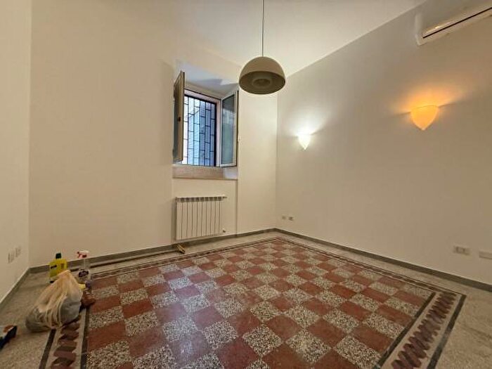 Appartamento bilocale in affitto in Via Giovanni Cadolini, Roma