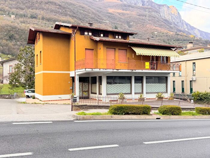 Casa monolocale in vendita in Cristoforo Colombo, Darfo Boario Terme