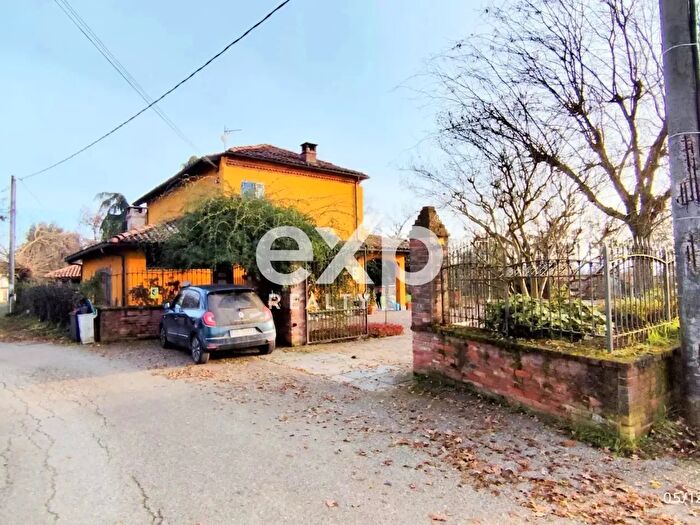 Casa con 7 locali in vendita in Portacomaro
