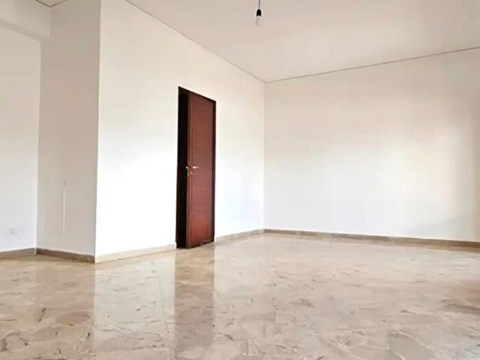 Appartamento trilocale in affitto in Via Maltese, Palermo