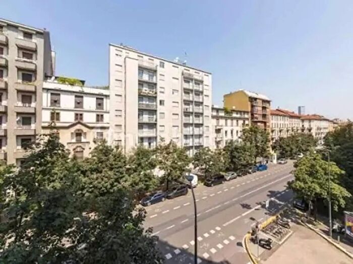 Appartamento bilocale in affitto in Via Sardegna, Milano
