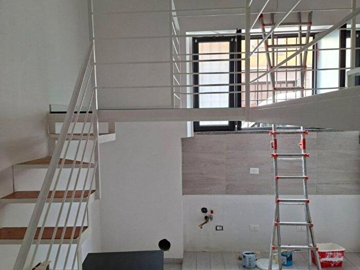 Appartamento bilocale in affitto in Via Martiri Oscuri, Rovereto, Milano