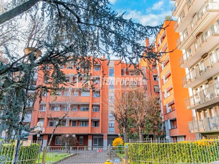 Appartamento quadrilocale in vendita in Via Rimembranze, Novate Milanese