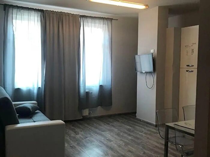 Appartamento trilocale in vendita in a Roma, Carrara