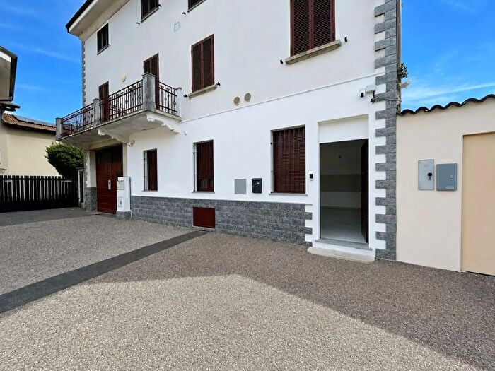 Appartamento trilocale in vendita in Novara