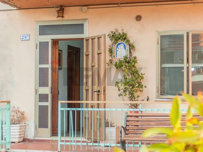 Appartamento quadrilocale in vendita in Via Giuseppe Botarelli, Ischia Di Castro