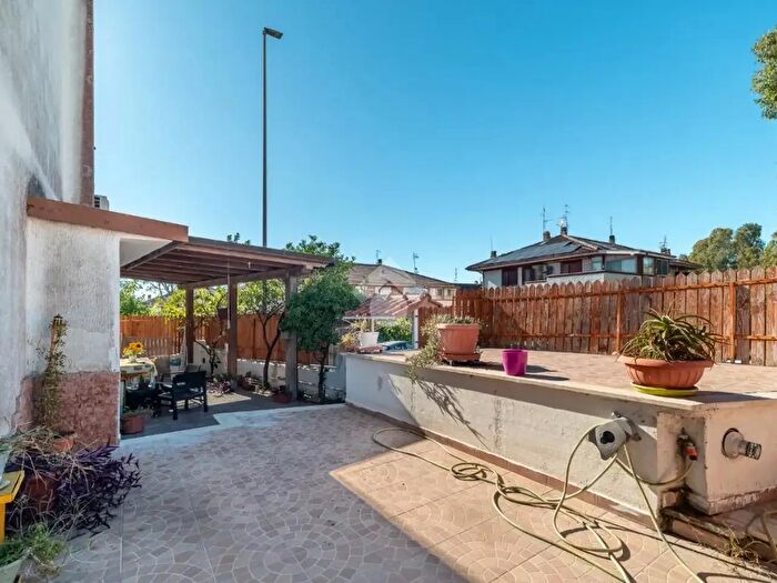 Casa quadrilocale in vendita in Via dei Garofani, Civitavecchia