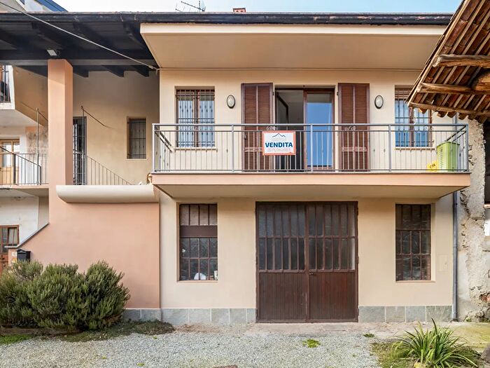 Casa quadrilocale in vendita in Via Piana, Pagno