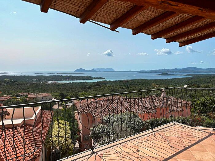 Casa con 6 locali in affitto in Porto Cervo, Arzachena