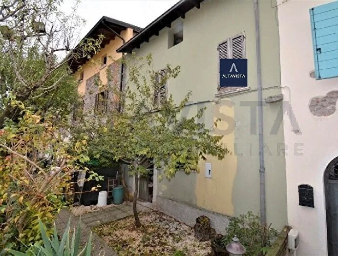 Casa con 5 locali in vendita in Via Siboni, Bedizzole