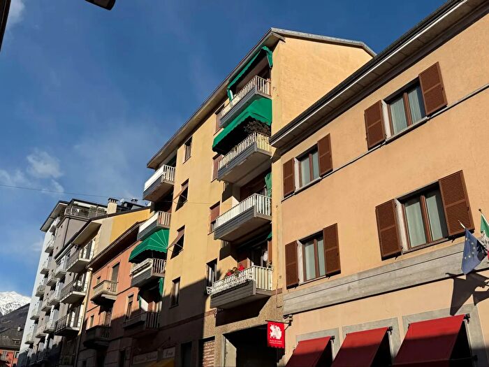 Appartamento trilocale in vendita in Via Gramsci, Domodossola