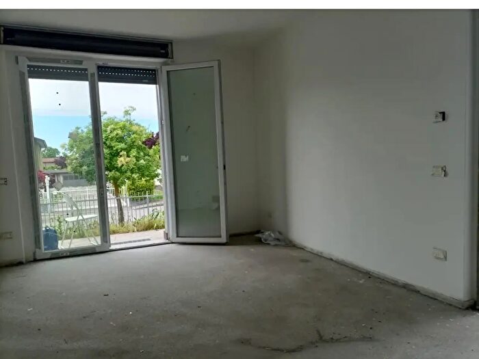 Casa trilocale in vendita in Pognano