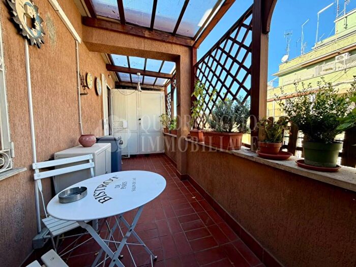 Casa trilocale in vendita in Via Antonio Tempesta, Pigneto, Roma