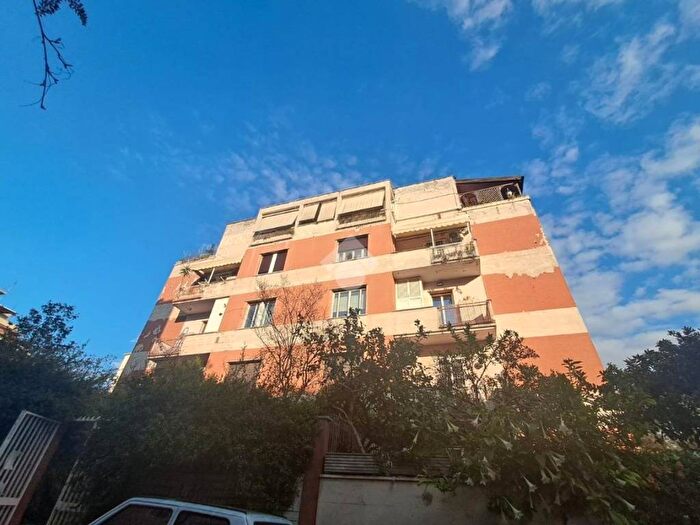 Appartamento bilocale in affitto in Via Giannutri, Città Giardino, Roma