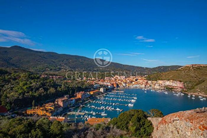 Appartamento con 6 locali in vendita in Scalinata della Rocca, Monte Argentario