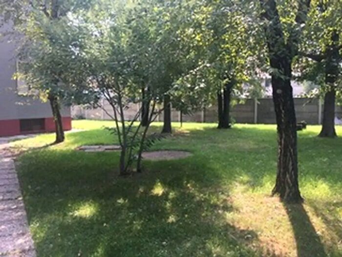 Appartamento trilocale in vendita in Via Bellini, Pogliano Milanese