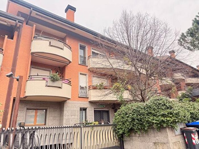 Appartamento trilocale in affitto in Via della Fotografia, Rinnovamento, Roma