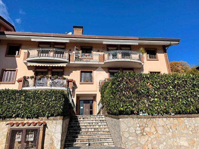 Appartamento quadrilocale in affitto in Via Ammiraglio Bianco, Mercogliano