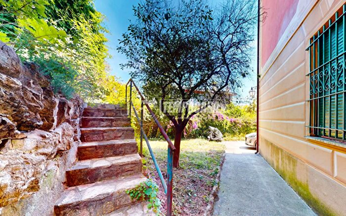 Appartamento trilocale in vendita in Viale La Torre, Santa Margherita Ligure