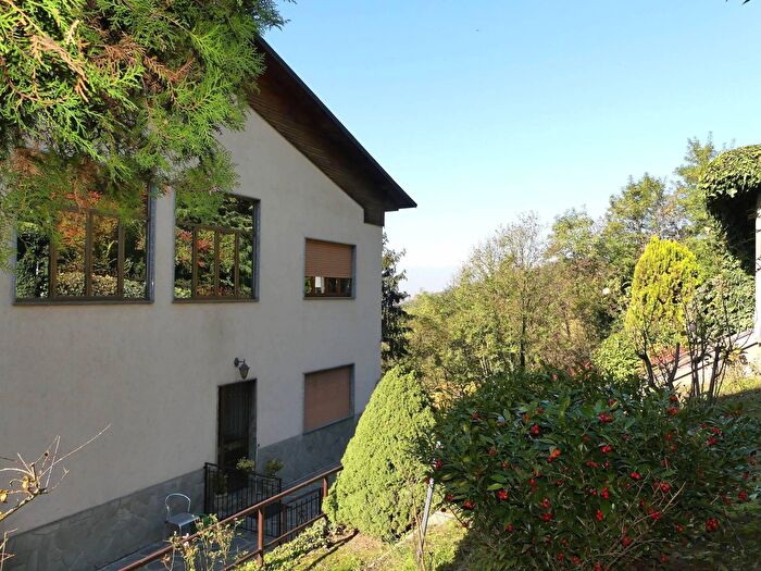 Casa con 5 locali in vendita in Torino