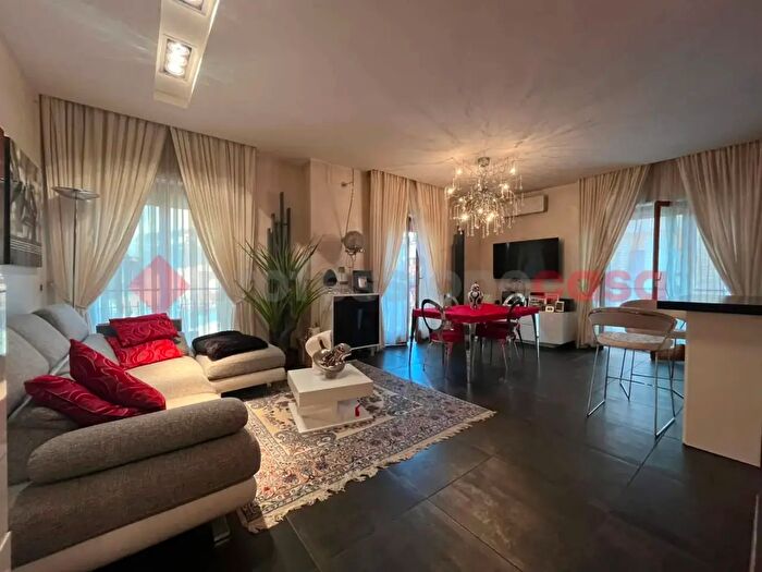 Appartamento quadrilocale in vendita in Via Colombo Snc, Cassino